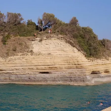 Lefkes Sidari *